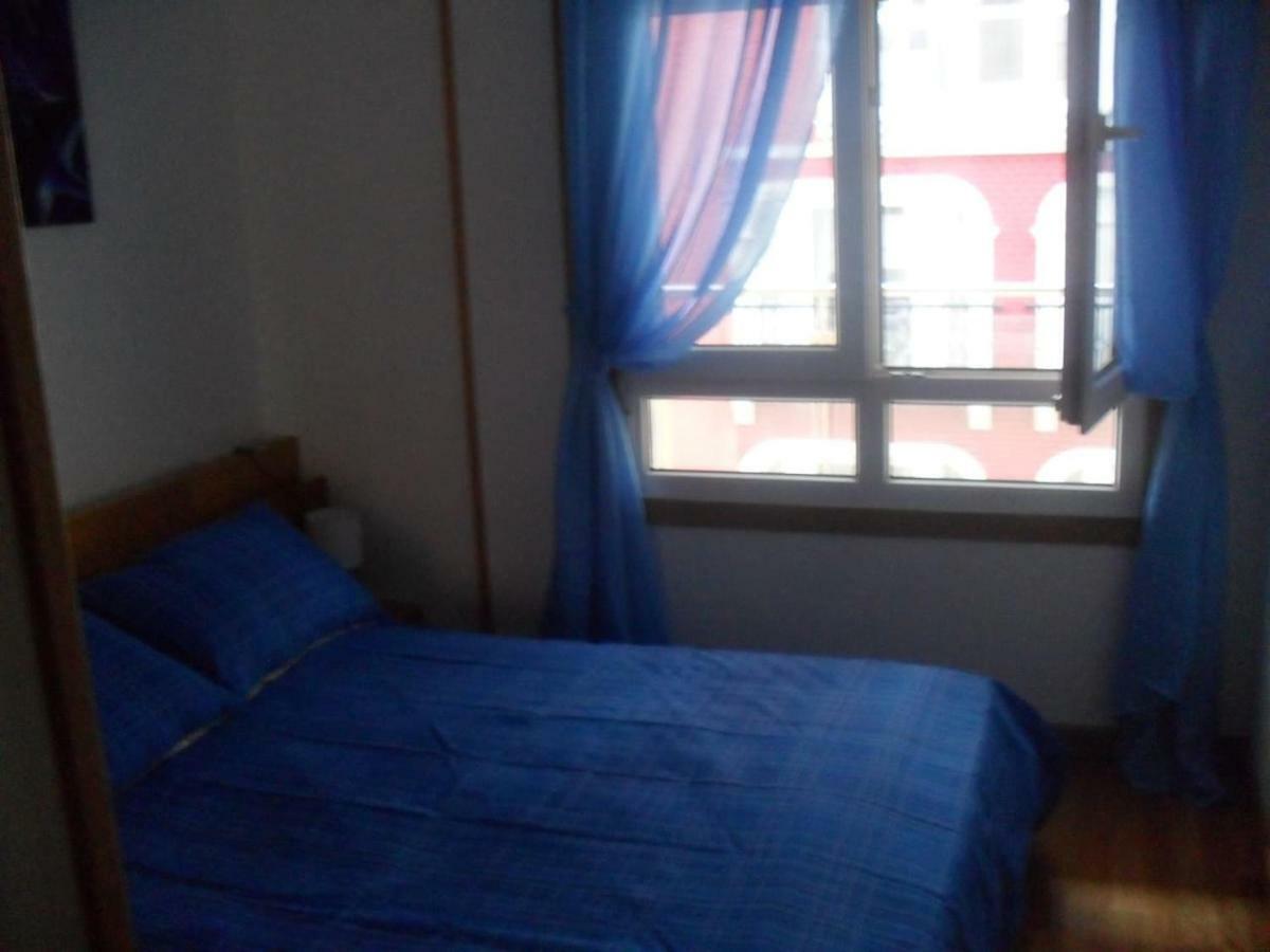 Apartamento En 1ª Linea De La Playa De Covas - Вівейро Екстер'єр фото